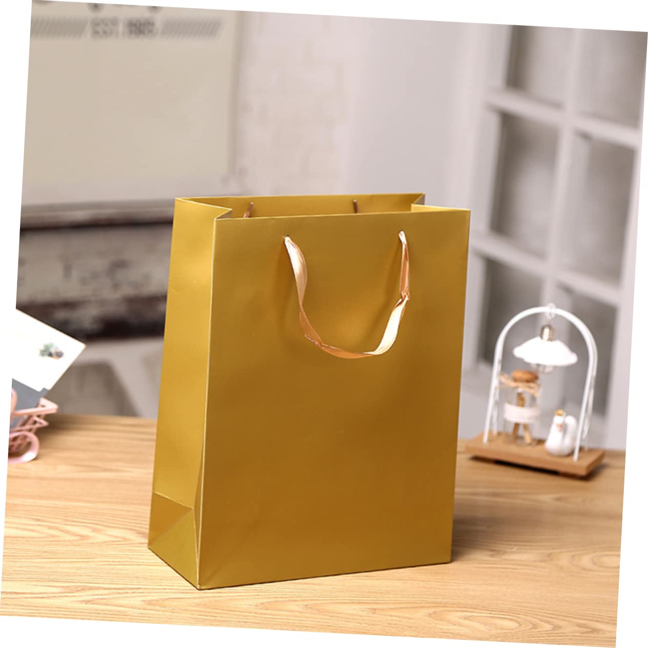 Mikinona Papiertüten in Gold Kraftpapier mit Großer Kapazität 12 Stück und Einfachem Falten Elegante Tragetaschen für Tägliche Aufbewahrung und Geschenkverpackung
