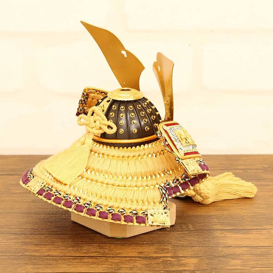 五月人形　兜　本金箔　カブト Amazon | 五月人形 兜飾り 8号 純金箔押し大鍬兜 矧ぎ板合わせ鉢使用