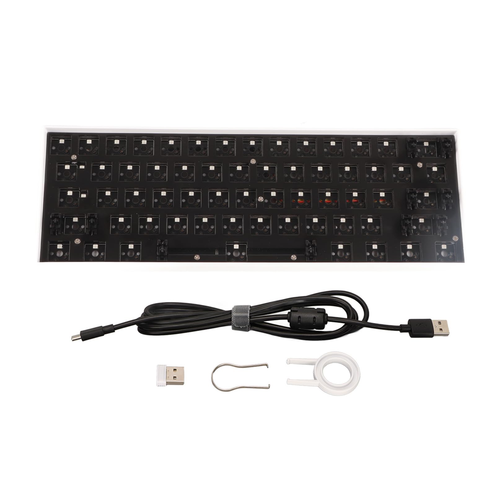 Amazon | カスタマイズされたゲーミングキーボードキット – 60% RGB