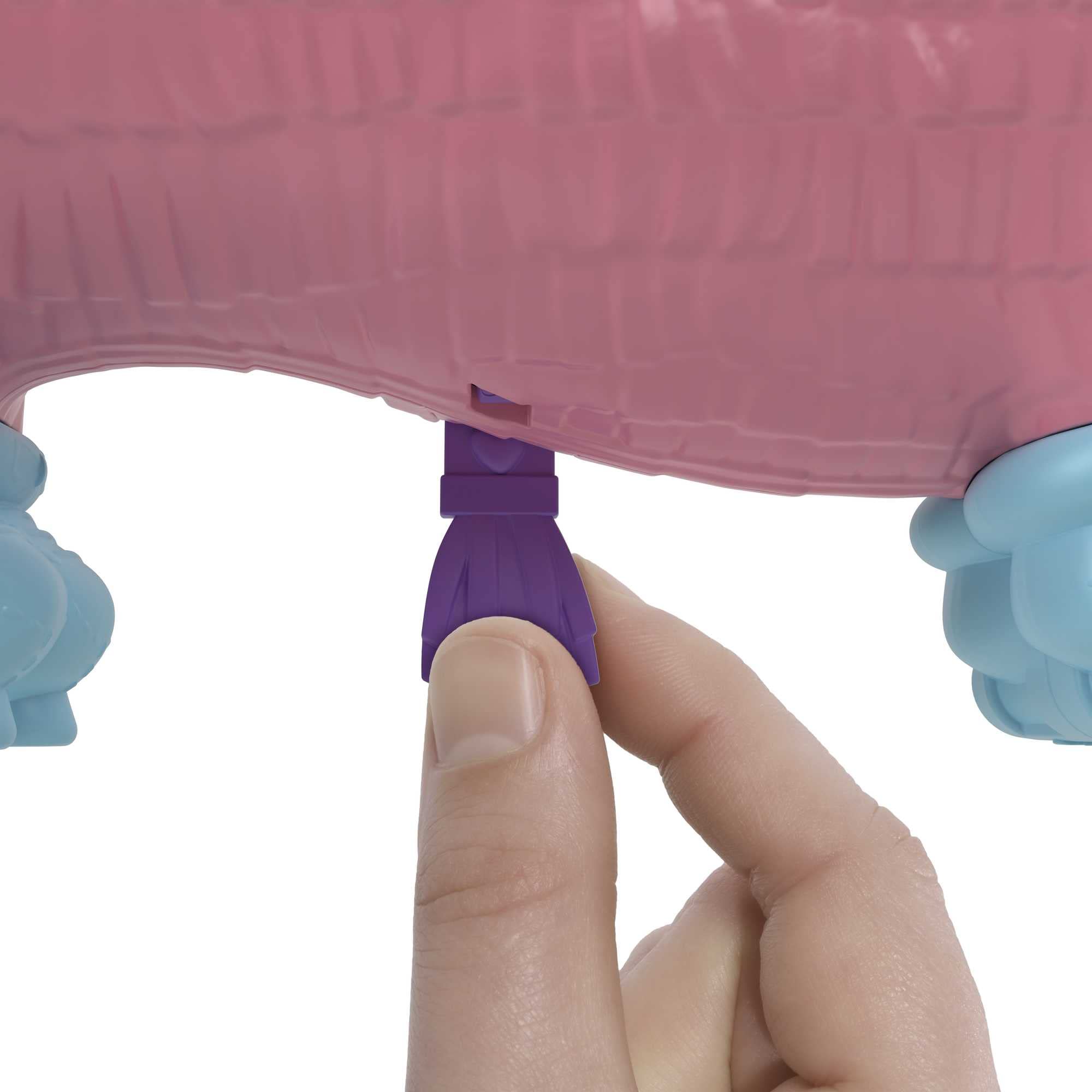 Polly Pocket - Festa dei Cuccioli, playset a forma di pignatta con 2 bambole e più di 25 accessori inclusi, giocattolo per bambini, 4+ anni, HKV54
