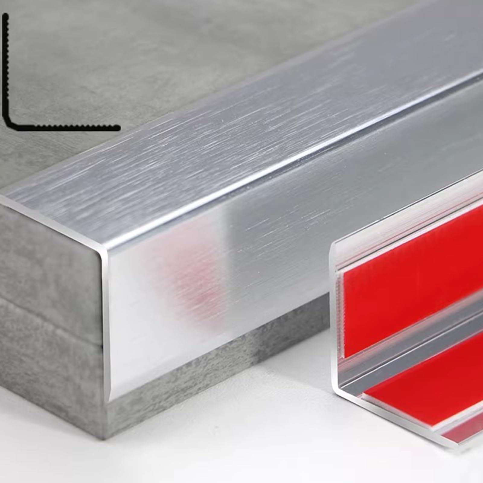 Profilé d'angle autocollant en aluminium pour protection des coins, idéal pour murs en bois et carrelage, 90 cm, 10 x 10 mm