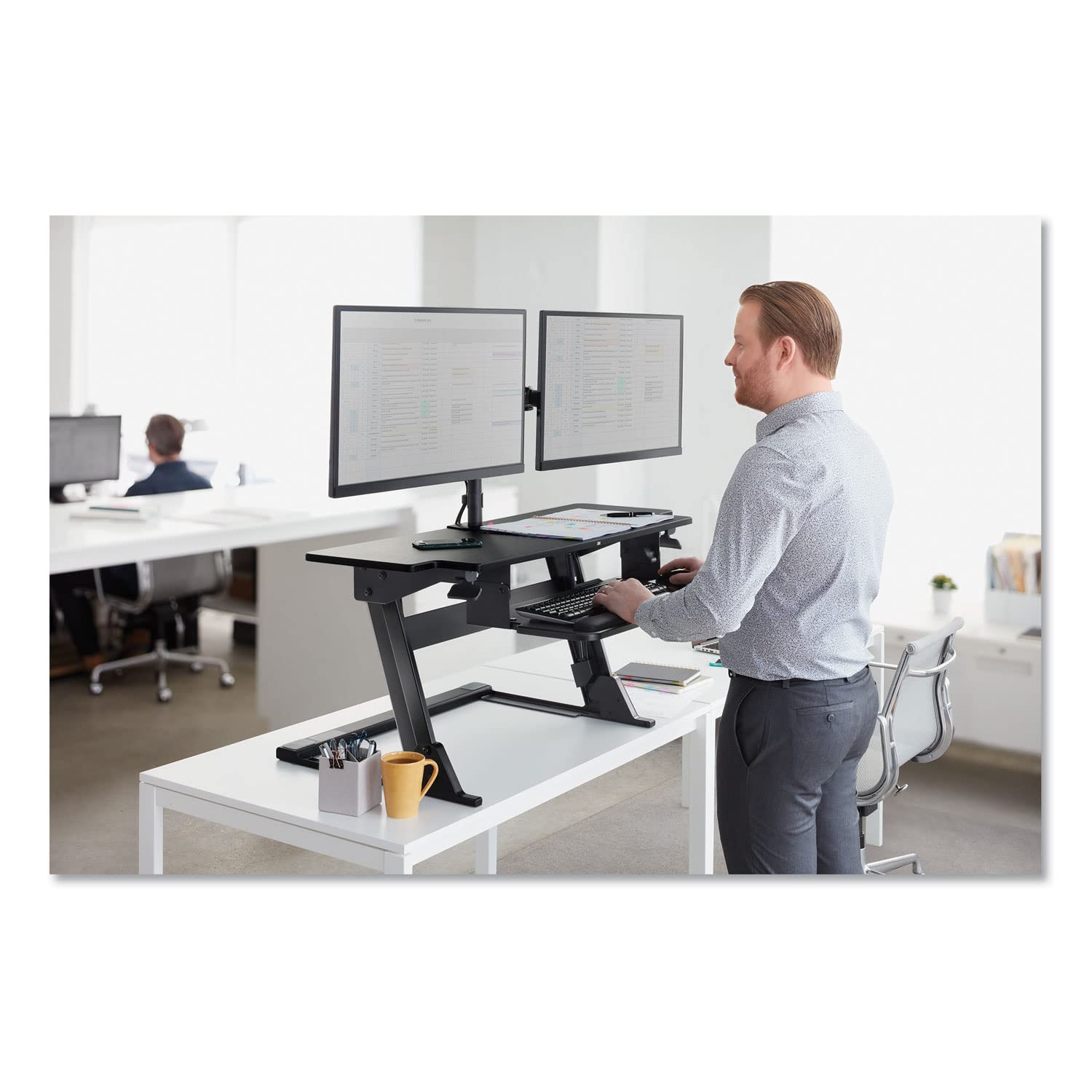 3M Precision Standing Desk 42 X 23 2 X 6 2 to 20 Black — view 2