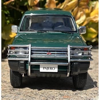 203-010 YC MODEL 1/18 三菱 パジェロ グリーン Amazon.co.jp: Sunyork 1/18 三菱 パジェロ Mitsubishi Pajero