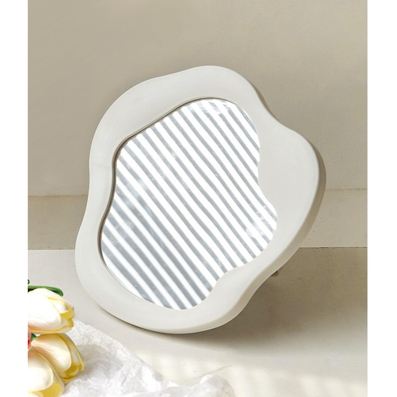 SDCFFC Irregular Makeup Mirror, Desktop Makeup Mirror, Special Vanity Mirror for Student Dormitory