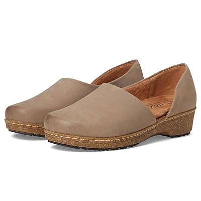SoftWalk Addie Women