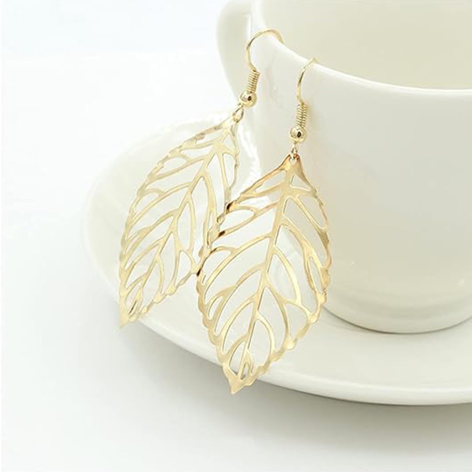 Greek Goddess Accessories Set, 5Pcs Dress Up Kit for Women Includes Gold Leaf Headpiece, Necklace, Earrings - Image 4