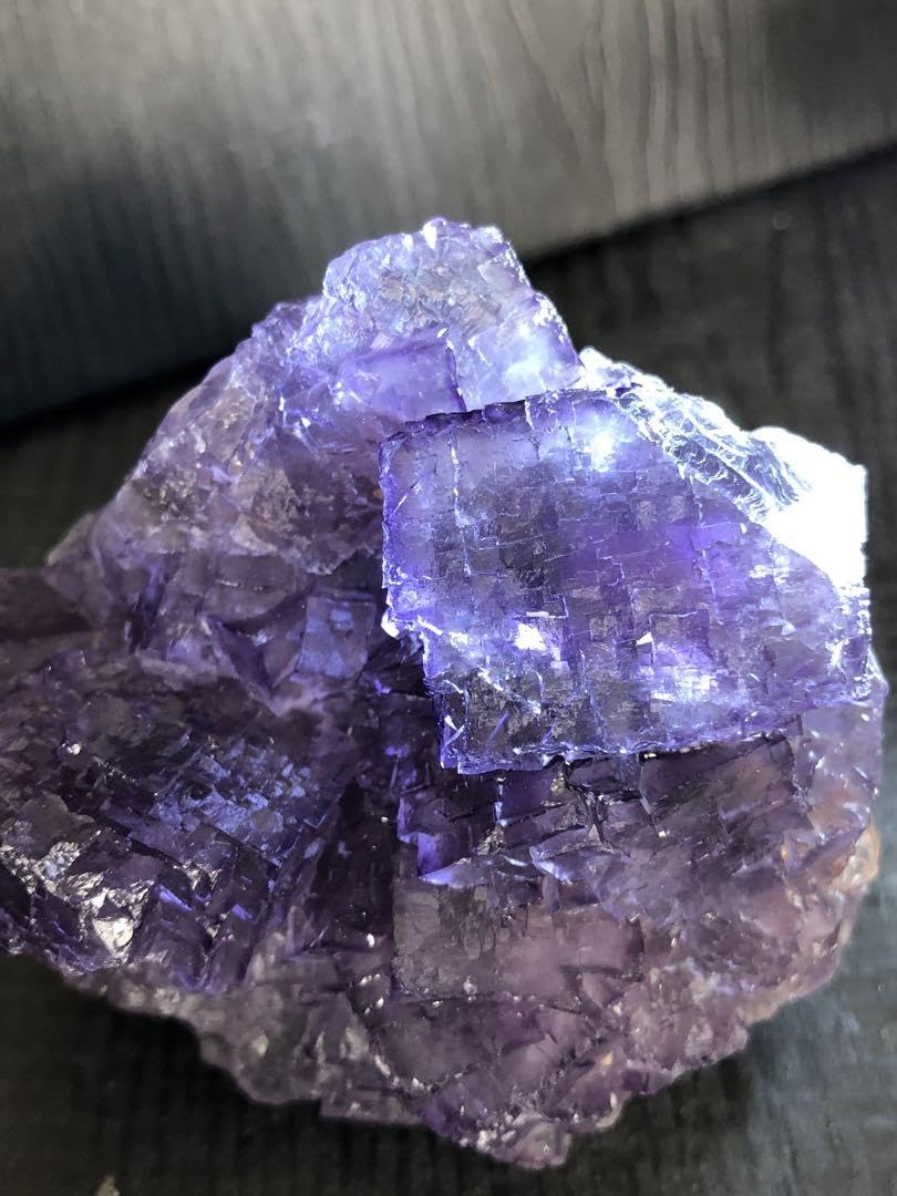 新春SALE☆パープルフローライト原石クラスター Amazon.co.jp: 新疆産 131g パープル フローライト 蛍石 ラフ