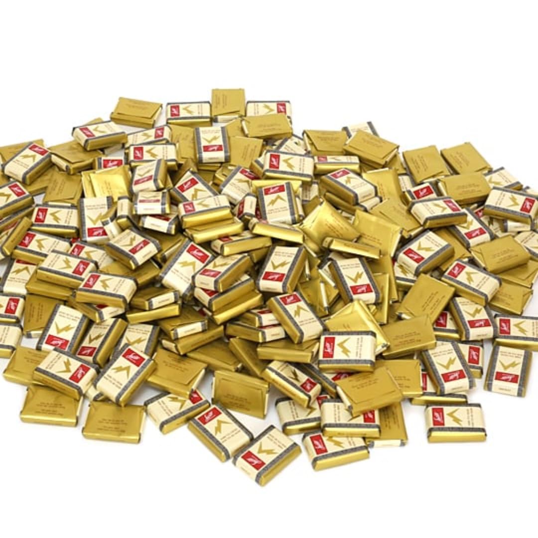 Amazon | スイスデリス ダークチョコレート 1.3kg SWISS DELICE スイス