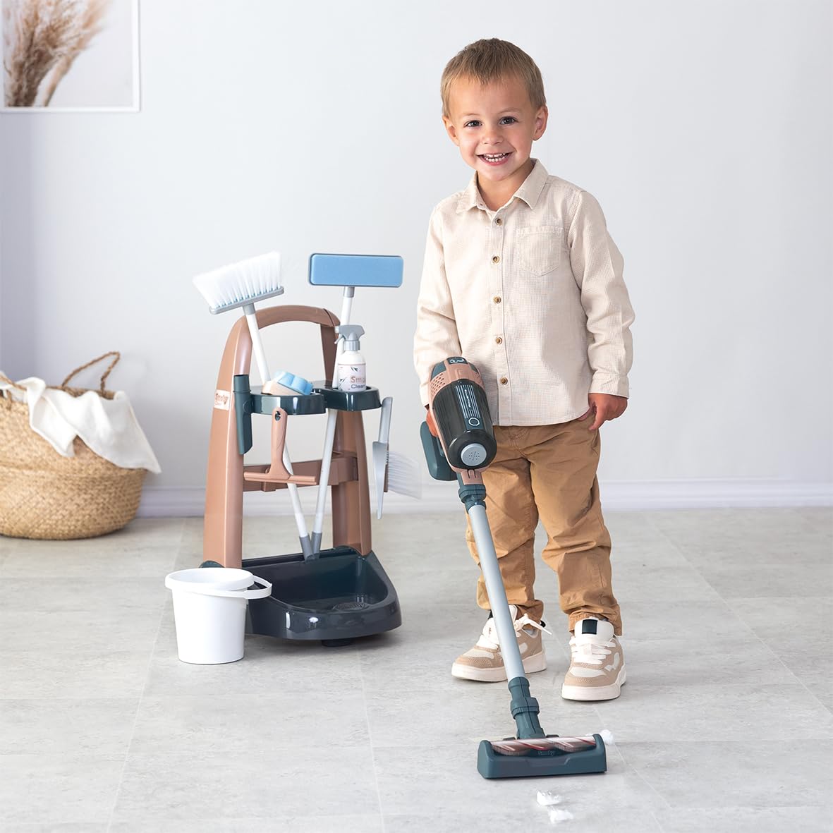 Smoby - Rowenta - Chariot de Ménage + Aspirateur Balai - Jouet d'Imitation - Fonction Electronique - 10 Accessoires - A Partir de 3 Ans - Fabrication Française