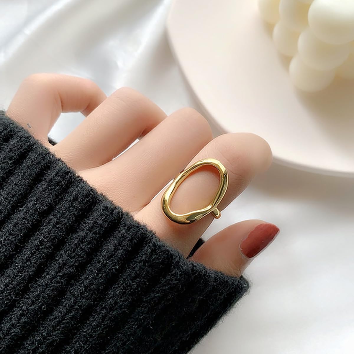 Minimalist Oval Band Ring for Women Gold-Toned Hollow Circle Open Wrap Finger Rings Adjustable Geometric Simple Jewelry for Wedding Holiday - Image 2
