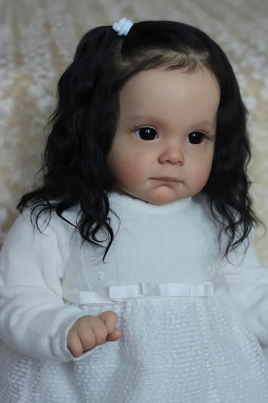 MineeQu 60CM Lebensechte riesige Größe Sanfte Berührung Wiedergeborene Babypuppen mit verwurzelten schwarzen Haaren detaillierte Malerei realistische Neugeborene Prinzessin Kleinkind Geschenkset