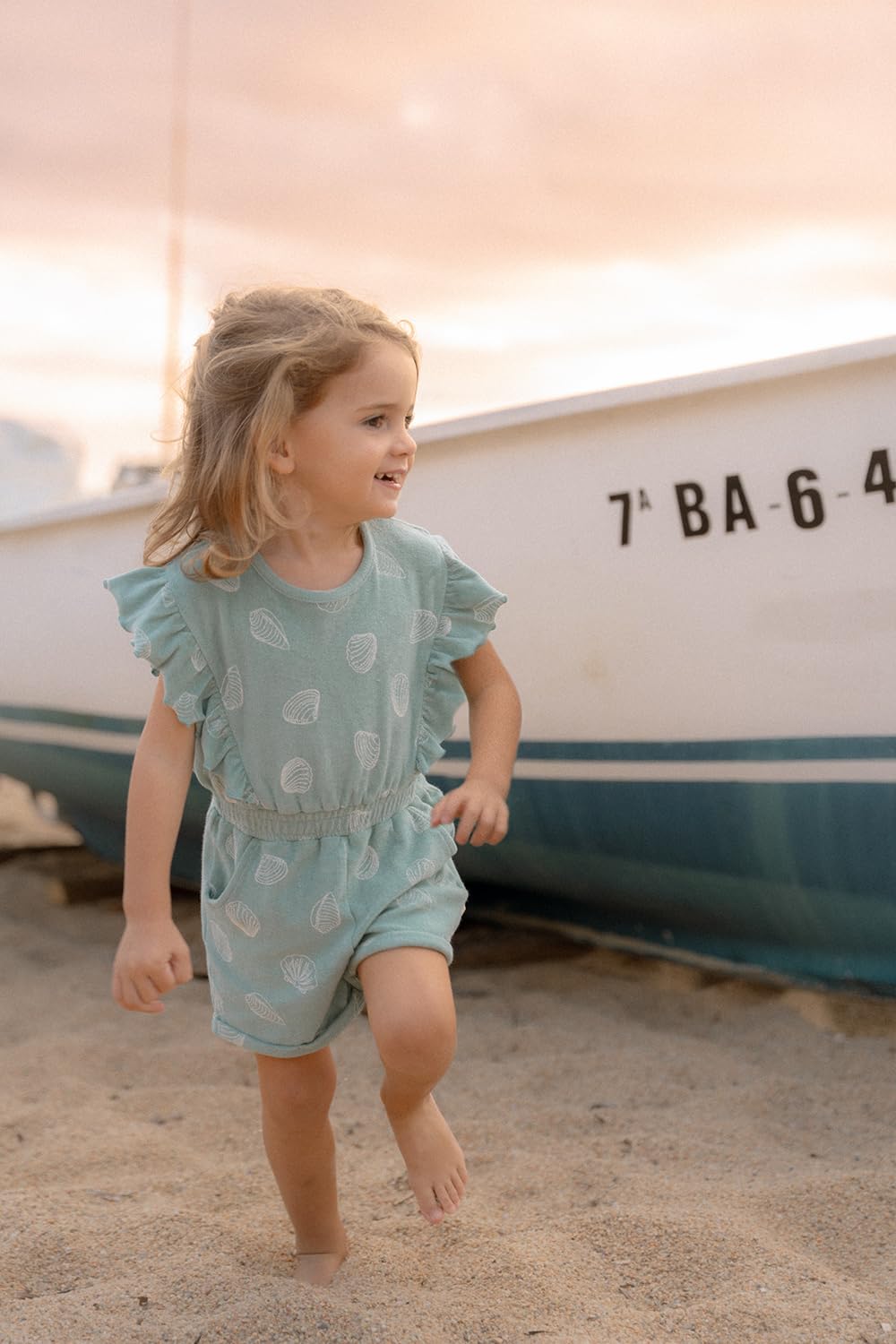 Little Dutch CL25034415 Jumpsuit ärmellos mit Rüschen Frottee - Ocean Treasures Surf Blue (Gr. 86/92)