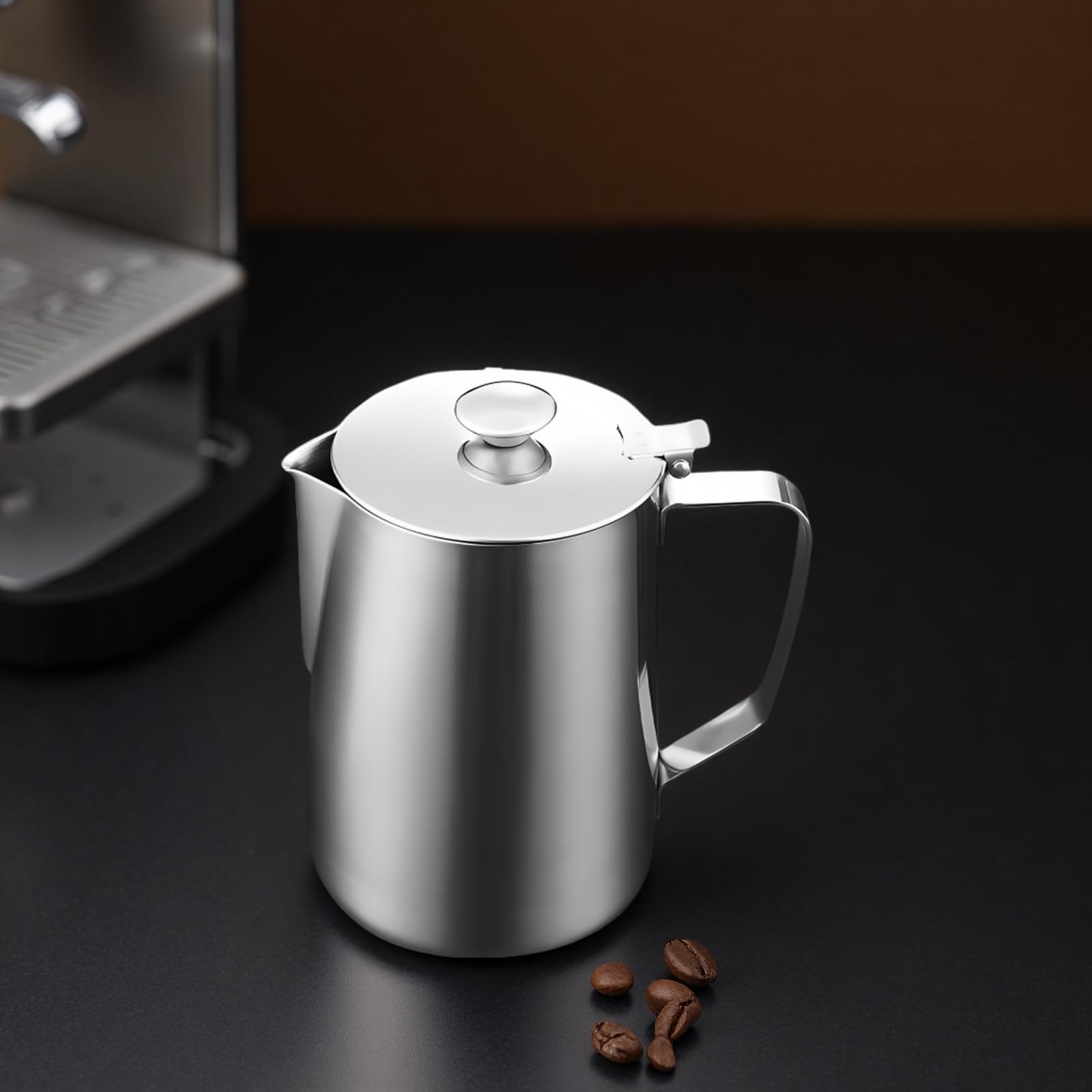 Dzbanek do spieniania mleka ze stali nierdzewnej 2000 ml z pokrywką, dzbanek do latte art, metalowy kubek pomiarowy z uchwytem do cappuccino