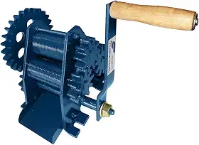 ENGENHO MANUAL PARA PARA MOER CANA (GARAPEIRA)