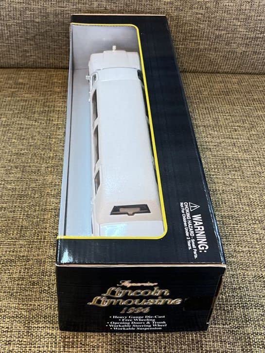 Amazon | 未開封 1/24 リンカーンリムジン 1996 ホワイト SUNNYSIDE