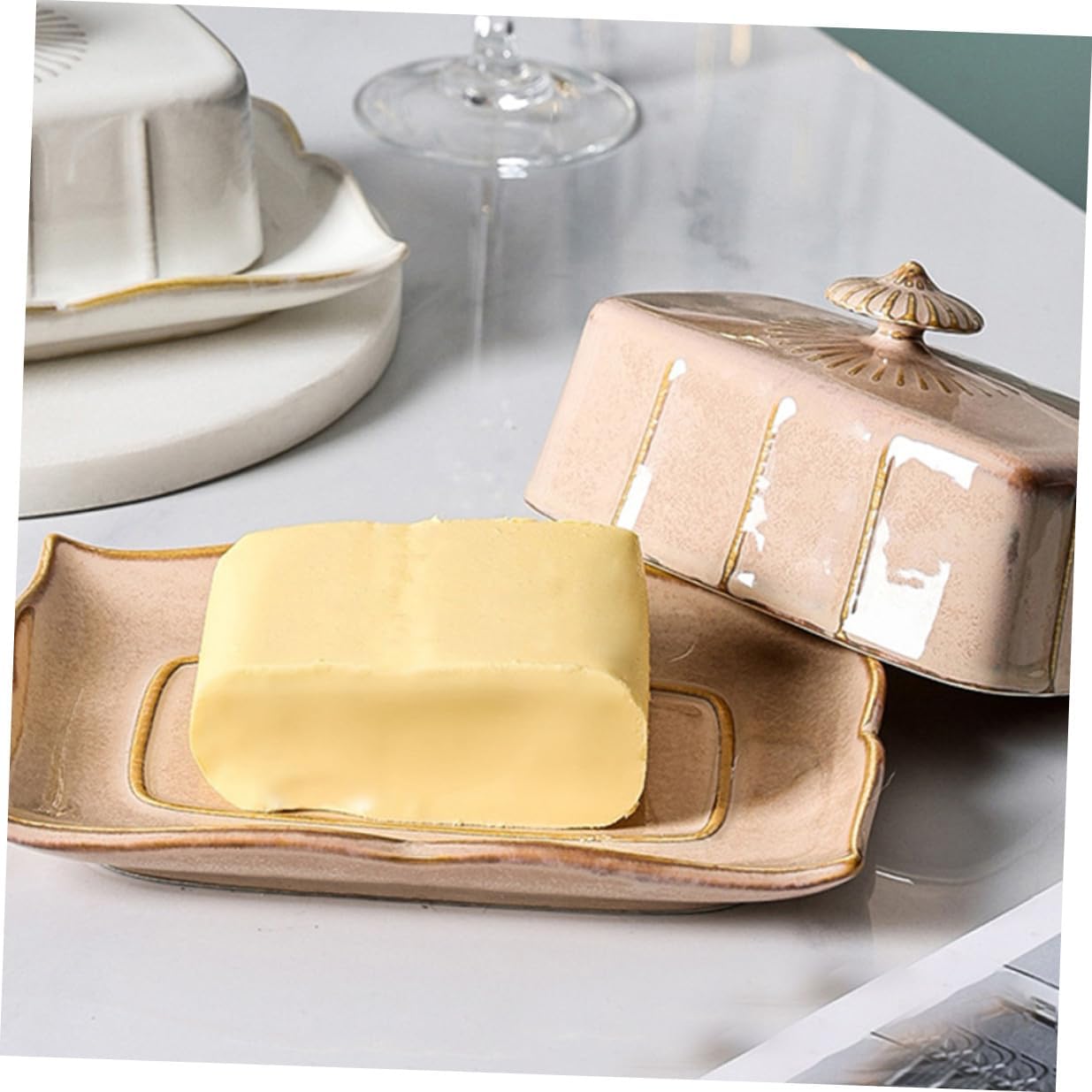 VICASKY Ceramic Butter Container with Lid Food-safe Cheese Storage Dish for Household Party and Afternoon Tea Smooth Easy-clean Surface in Khaki Butter and Dessert Keeper