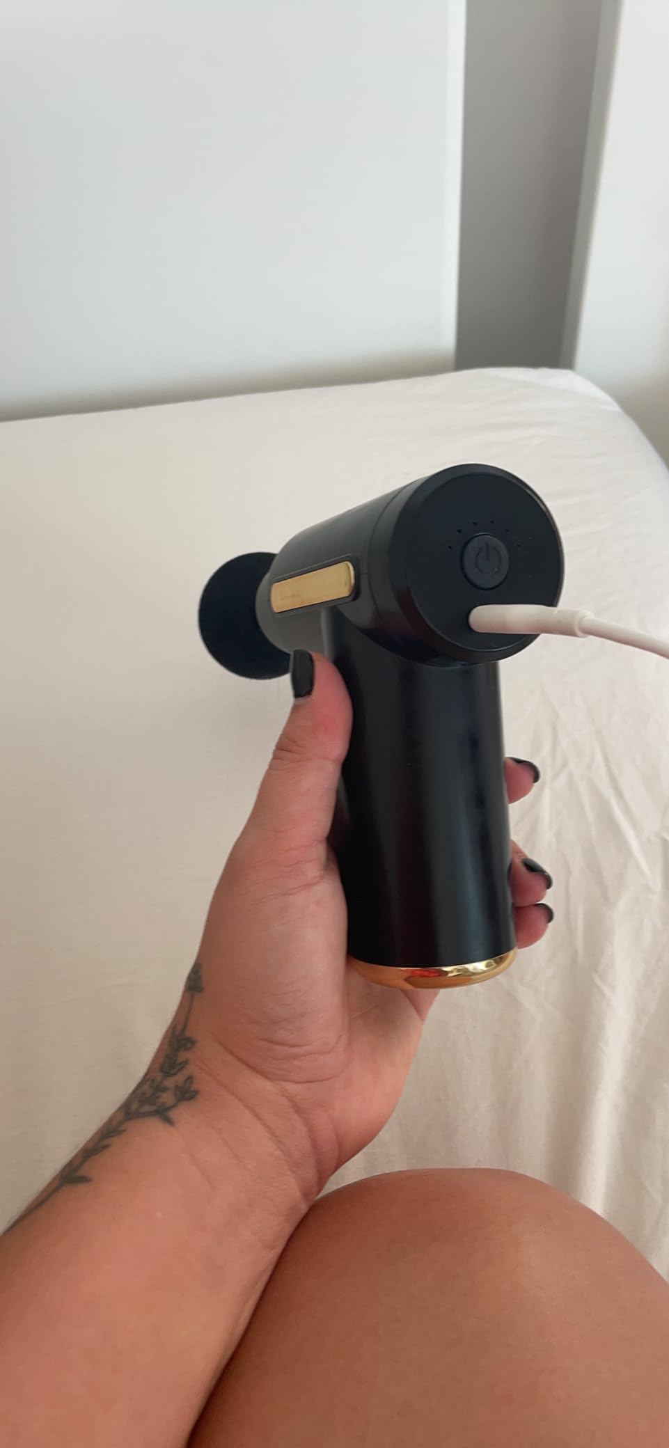 Ótimo massageador mas parou de carregar