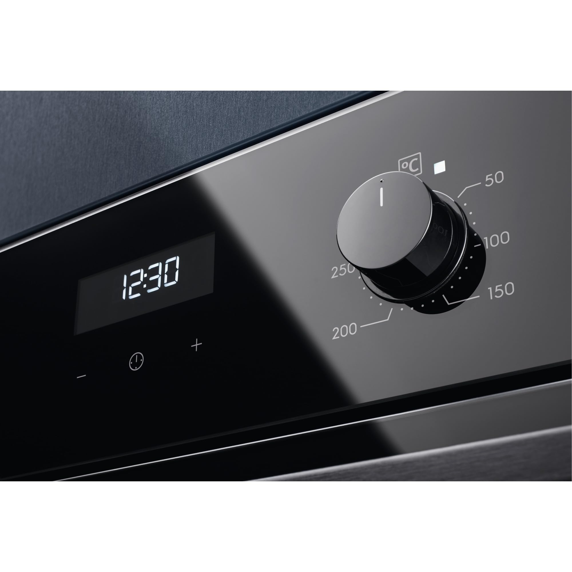 Electrolux OEF5H50BK – Horno Multifunción Serie 600 SurroundCook, 9 Funciones, Cavidad XXL, Display LED y Pantalla Táctil, Carriles Telescópicos 1 Nivel, INOX Antihuellas, Clase A+