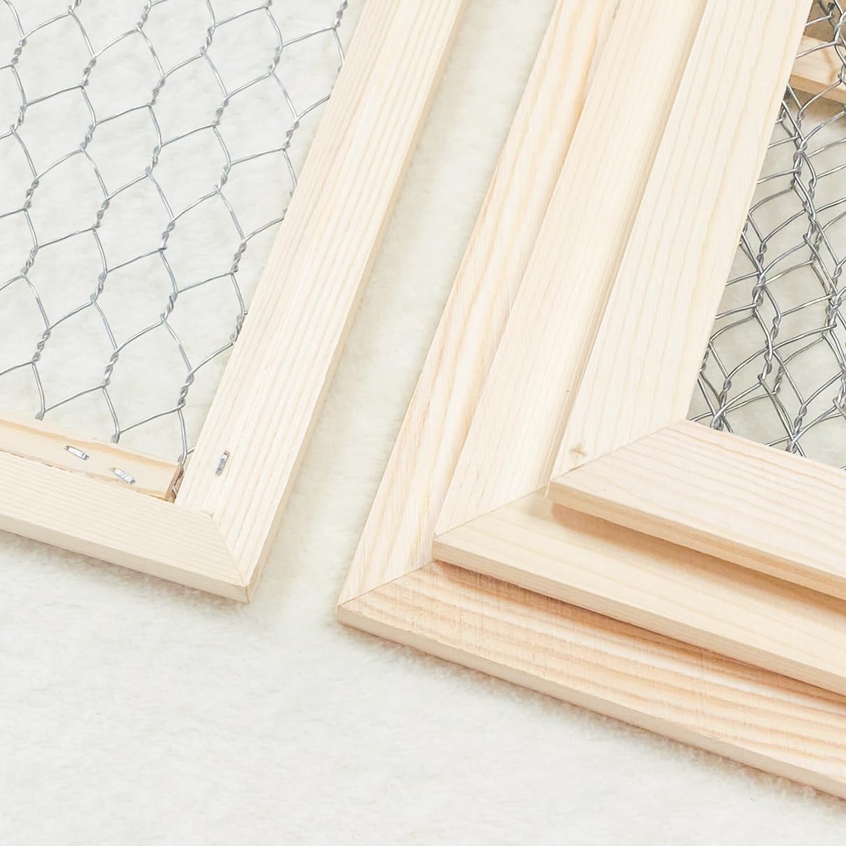 4 Pack Chicken Wire Wood Frame 12 x 9 Inches Unfinished Wooden Frame for photoes,Jewelry Crafting Project (Interior 8 x 10 in)