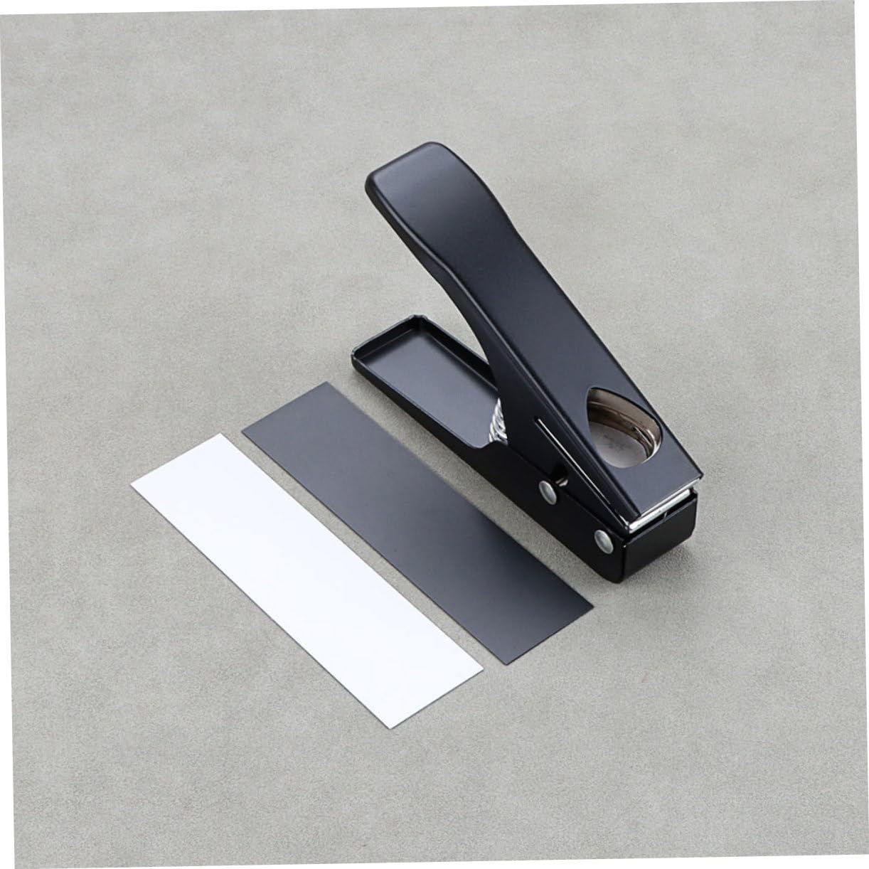 Punzone per Plettri Chitarra Nero, Kit Maker DIY R26e | Metallo e Plastica, per Musicisti e Professionisti, Portatile Design a Foro