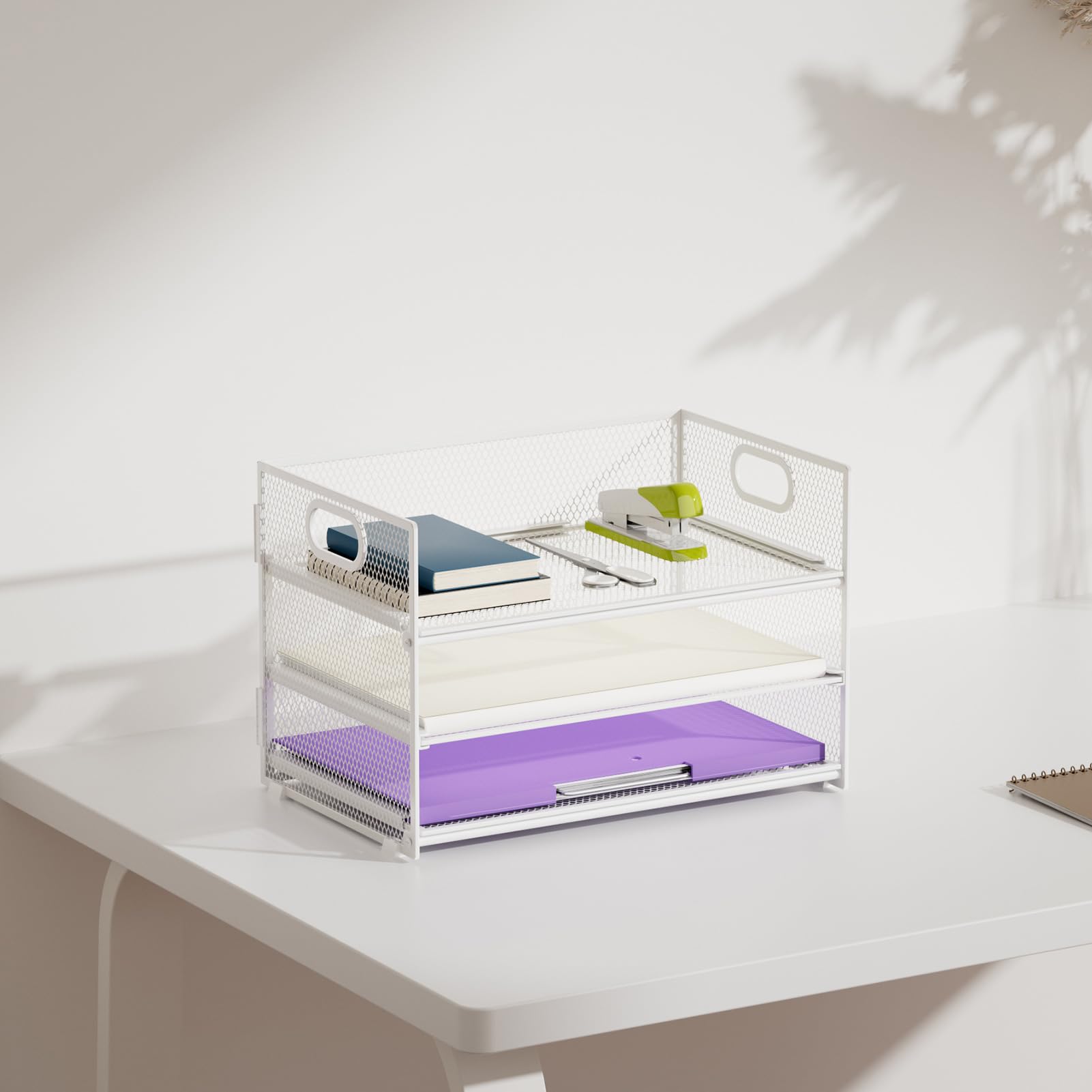 Marbrasse Organizer Scrivania,Vassoio Portacarte a 3 Scomparti con Maniglia,Vassoio Organizzatore da Scrivania a Rete per File A4,Forniture per l'Ufficio Domestico(Bianco)