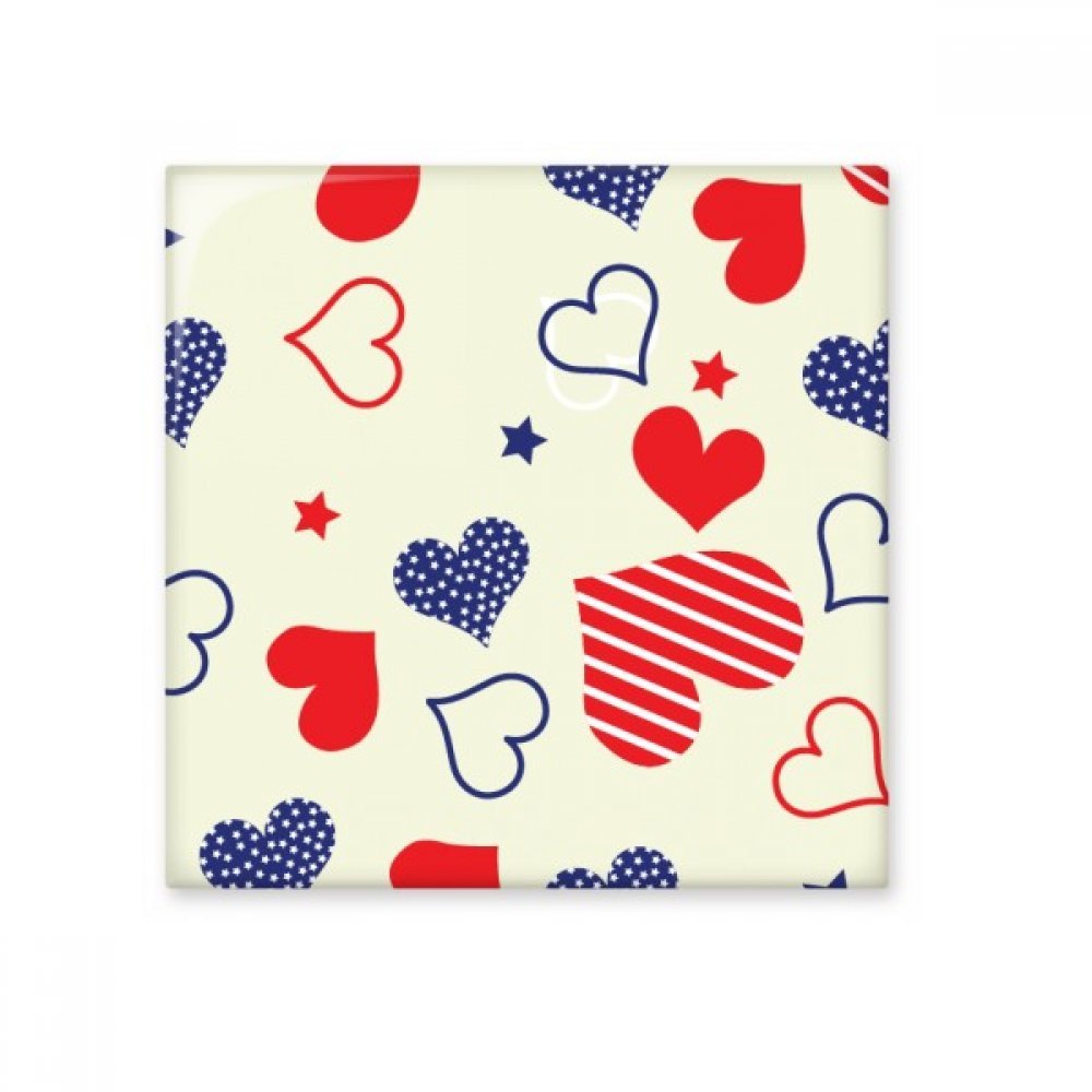 Carreaux de céramique faïence murale motif cœur pentagramme rouge bleu maison