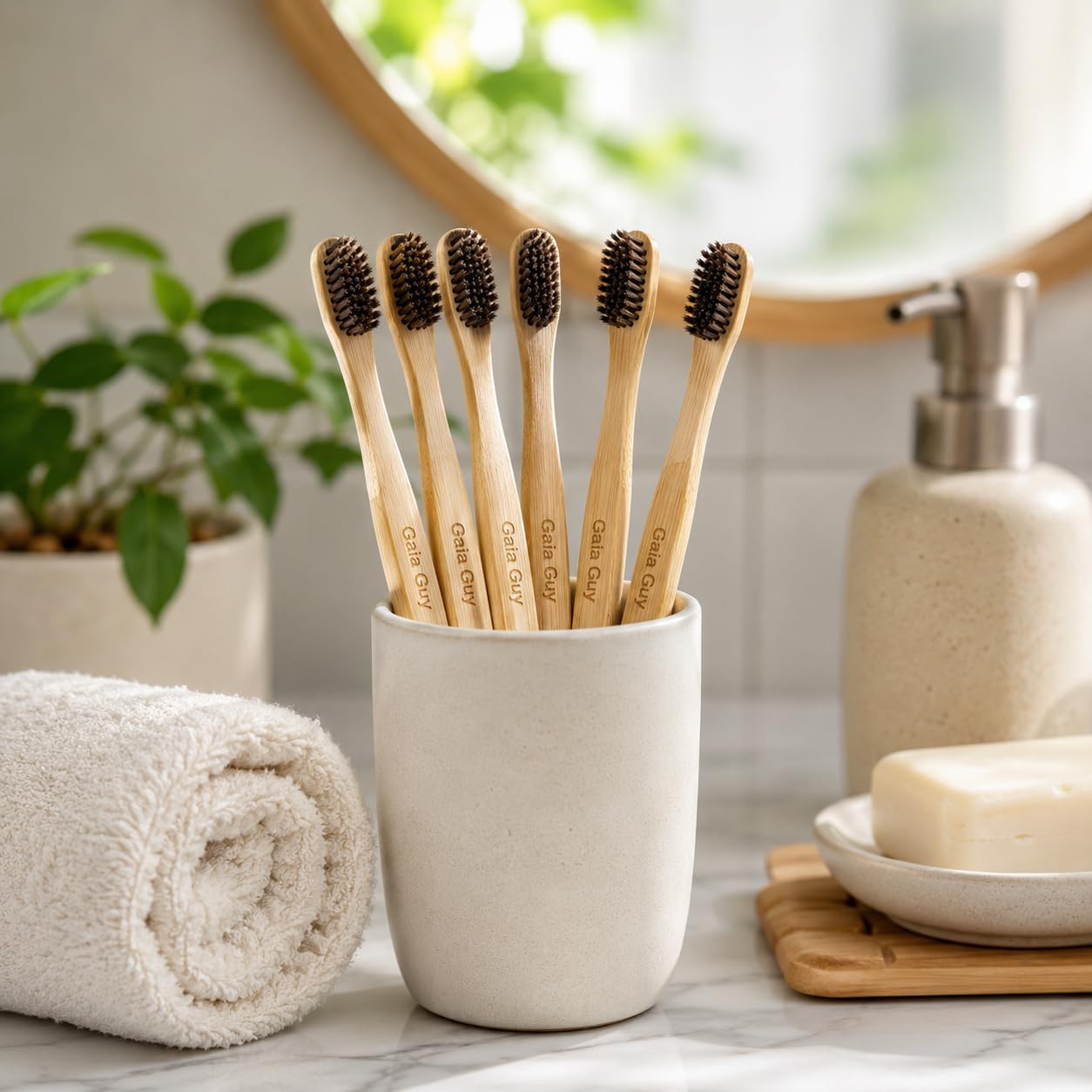 Gaia Guy Spazzolino da denti in bambù morbido in crine di cavallo, setole naturali, senza nylon o plastica, completamente compostabile e biodegradabile, per denti e gengive sensibili