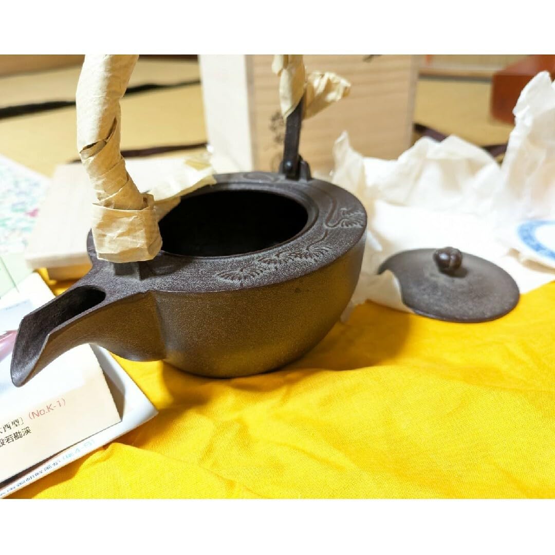 Amazon.co.jp: 松紋銚子 替蓋付き 高橋敬典 箱有り : おもちゃ