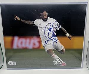 Photo Dédicacée Toni Kroos 20x25cm Real Madrid Topps Avec Certificat COA