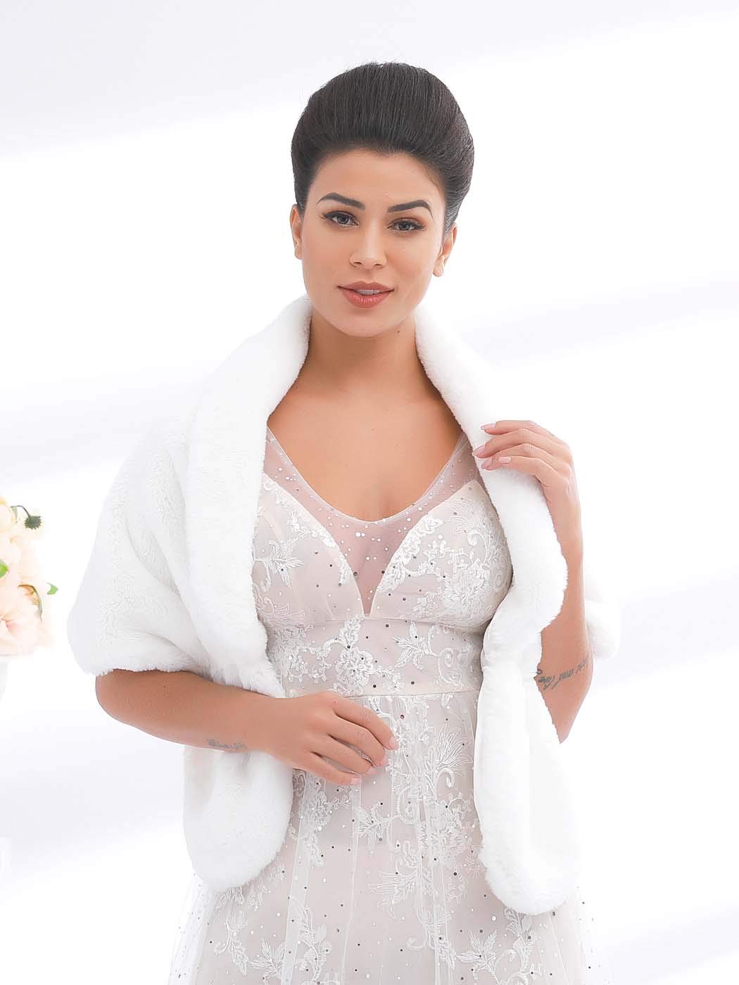 Écharpe de mariage en fausse fourrure pour femme