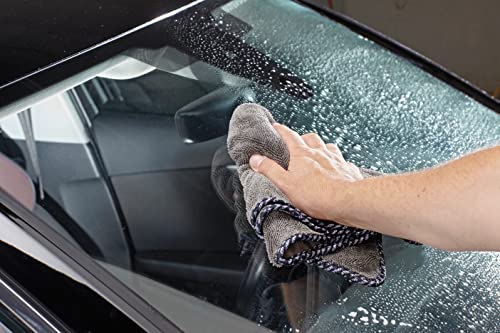 SONAX MicrofaserTrockenTuch Plus (1 Stück) im Großformat zur perfekten, streifenfreien Trocknung von Fahrzeugen | Art-Nr. 04512000