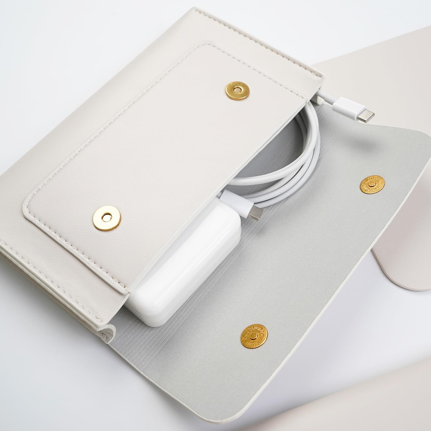 Tablet Sleeve 9.7-11Inch Compatible with iPad 10th,iPad Pro 9.7-11Inch,iPad Air 9.7-10.9Inch,Surface Go 10" with Small Pouch, Mouse Pad and Cord Organizer, Color White