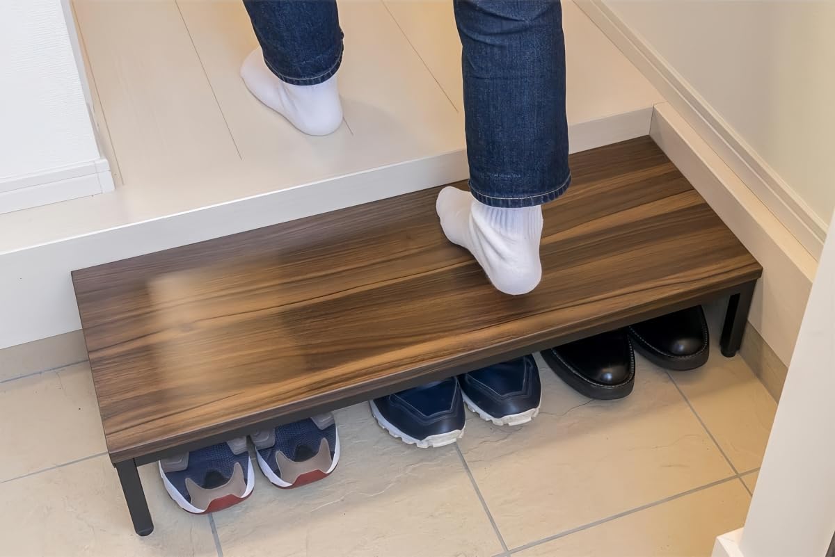 Amazon｜玄関ステップ 踏み台 幅80cm×30cm 木目・スチール製 玄関台