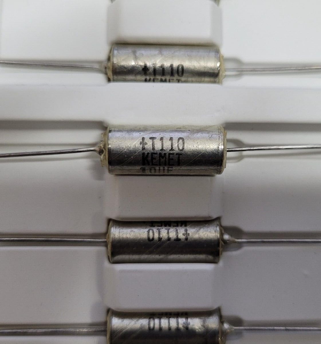 Generic (1 PC) T110C106K050AS KEMET Compatible with CAP TANT 10UF 10% 50V AXIAL