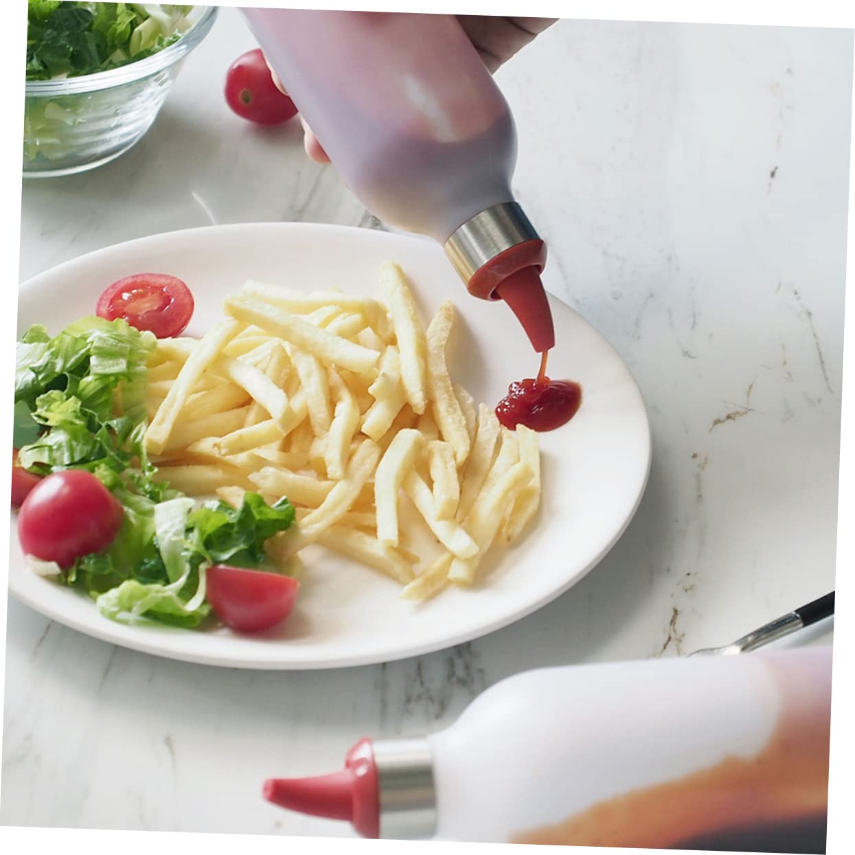 KICHOUSE 3pcs Flexible Squeeze Sauce Bottle Multi Functional Ketchup Mustard Dispenser for Kitchen Accessories Easy to Clean Material for Sauces and Dressings Random Color