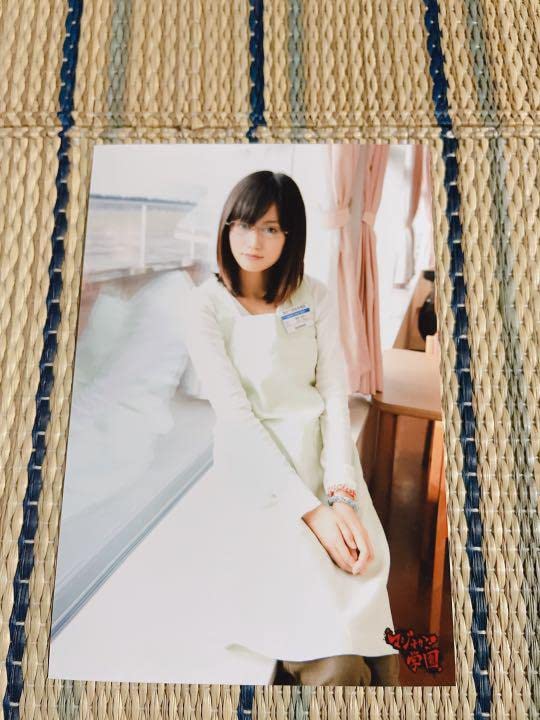 Amazon.co.jp: マジすか学園 前田敦子 生写真 : Toys & Games