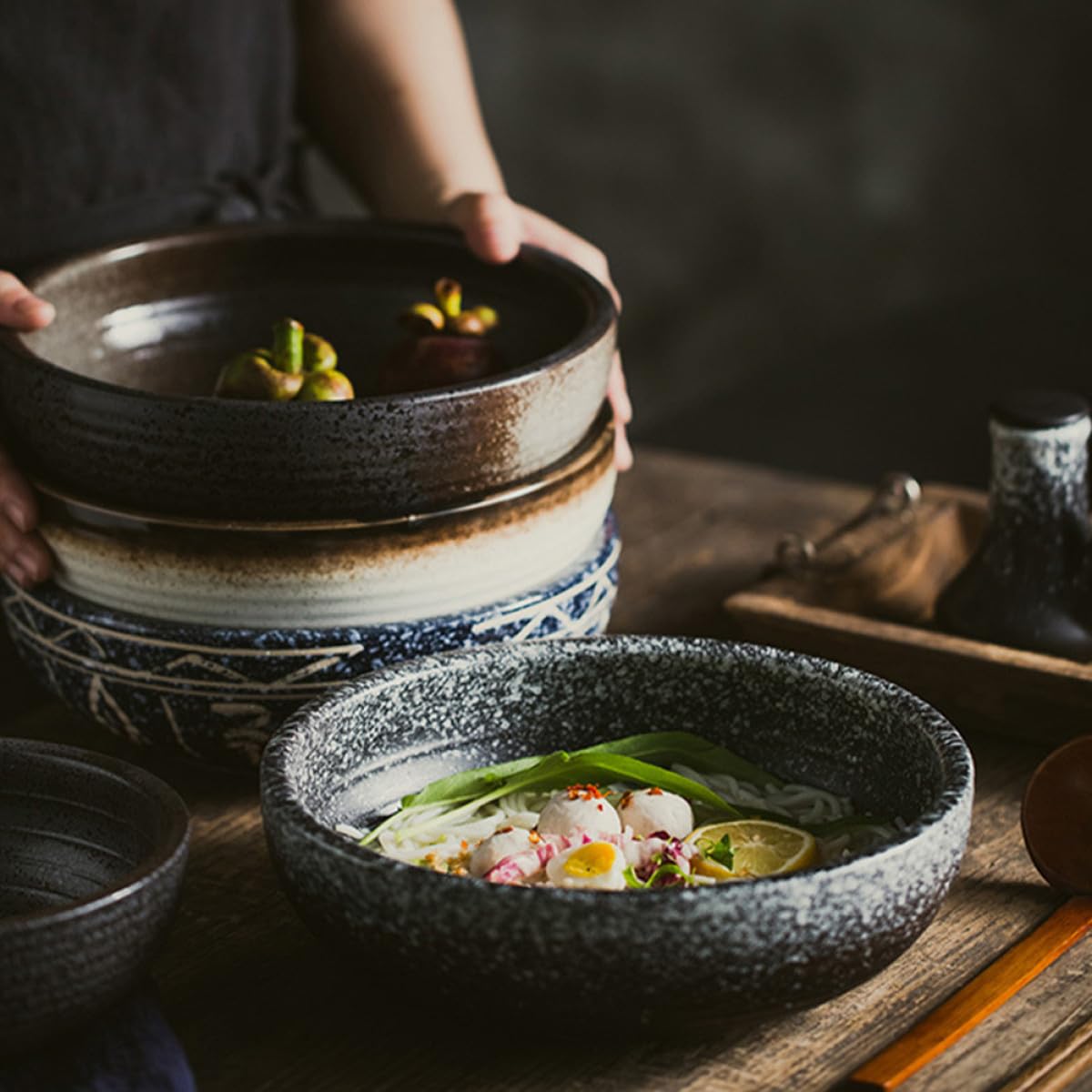 Japanische Keramik Schüssel 75 Zoll Salat Obst und Nudelschale für Haushaltssuppen Vielseitige Dickwandige Geschirrschale für Küche und Esszimmer