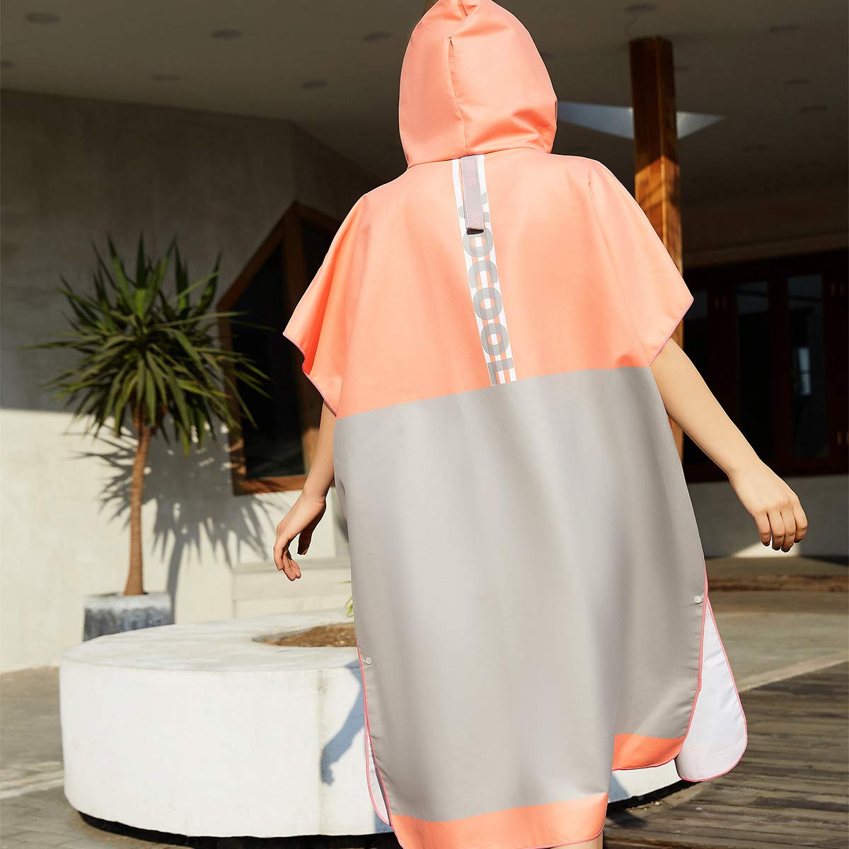 LumiSyne Umziehhilfe Mit Kapuze Surf Poncho Modedruck Streifen Strandhandtuch Mikrofaser Bademantel Schnelltrocknend Sporthandtuch Kompakt Ultra Leicht Schwimmen Handtuch