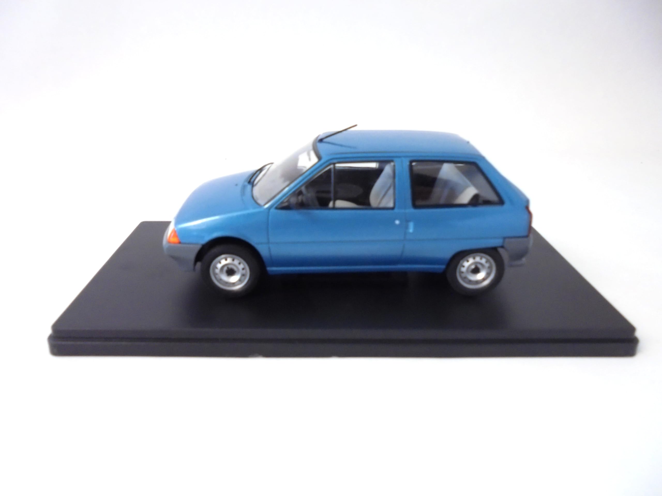 OPO 10 – Set Di 4 Auto In Miniatura Citroën DS3 Crossback – Scala 1:64, 7,5 Cm, In Metallo Zama – Modelli Norev Per Collezionisti (019712) - 6