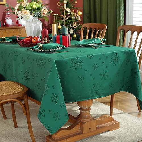 Miniatura 2 de MATIRUG Mantel de Navidad para mesas rectangulares de 52 x 70 pulgadas, mantel de tela jacquard verde con copos de nieve para Navidad, invierno,