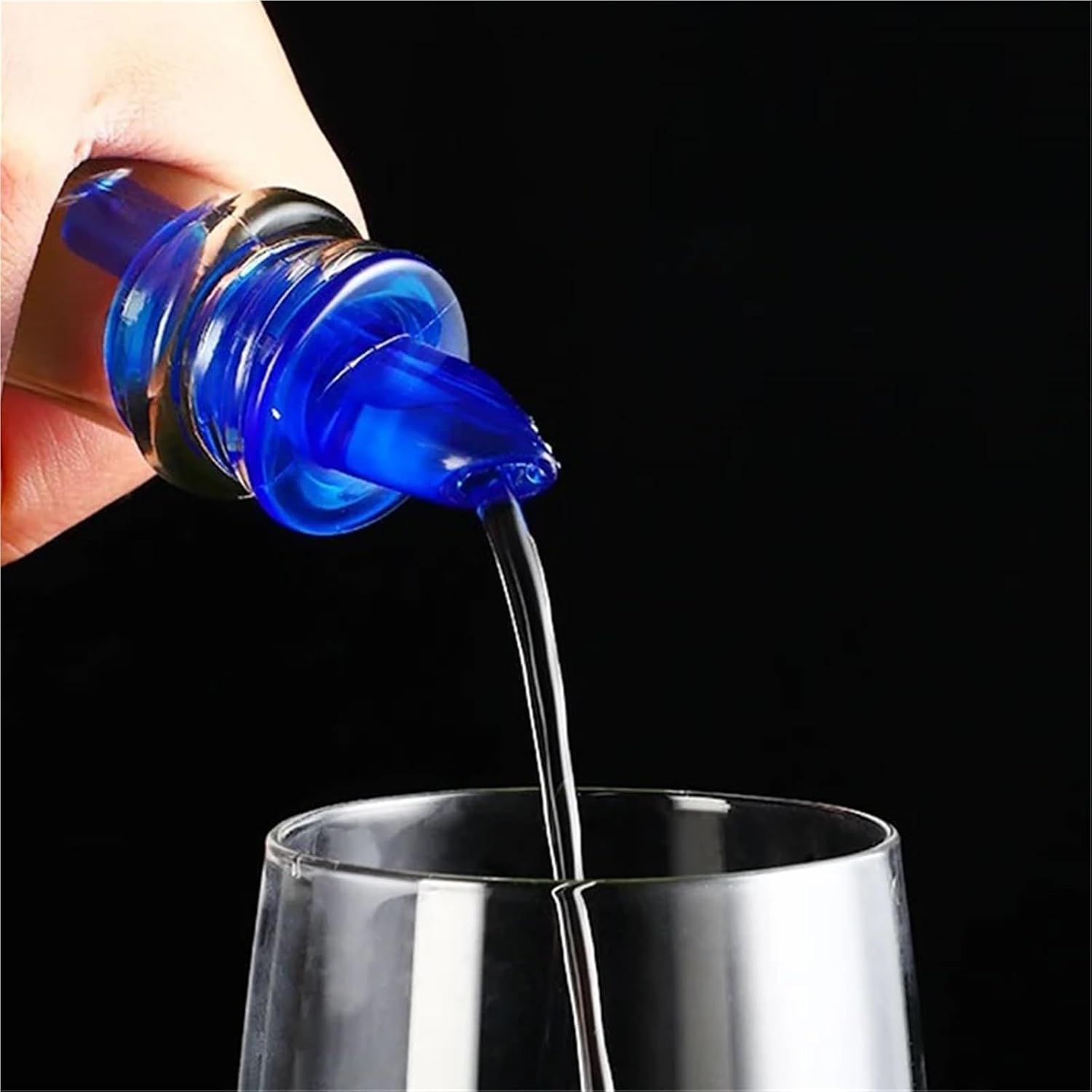 100PCS Free-Flow Liquor Bottle Pourer Plastic Bottle Pourer Liquor Pour Spouts Bar Wine Accessories(Black)