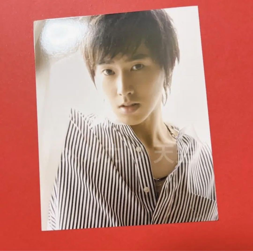Amazon.co.jp: 東方神起 今月の写真 ユノ ユンホ : おもちゃ