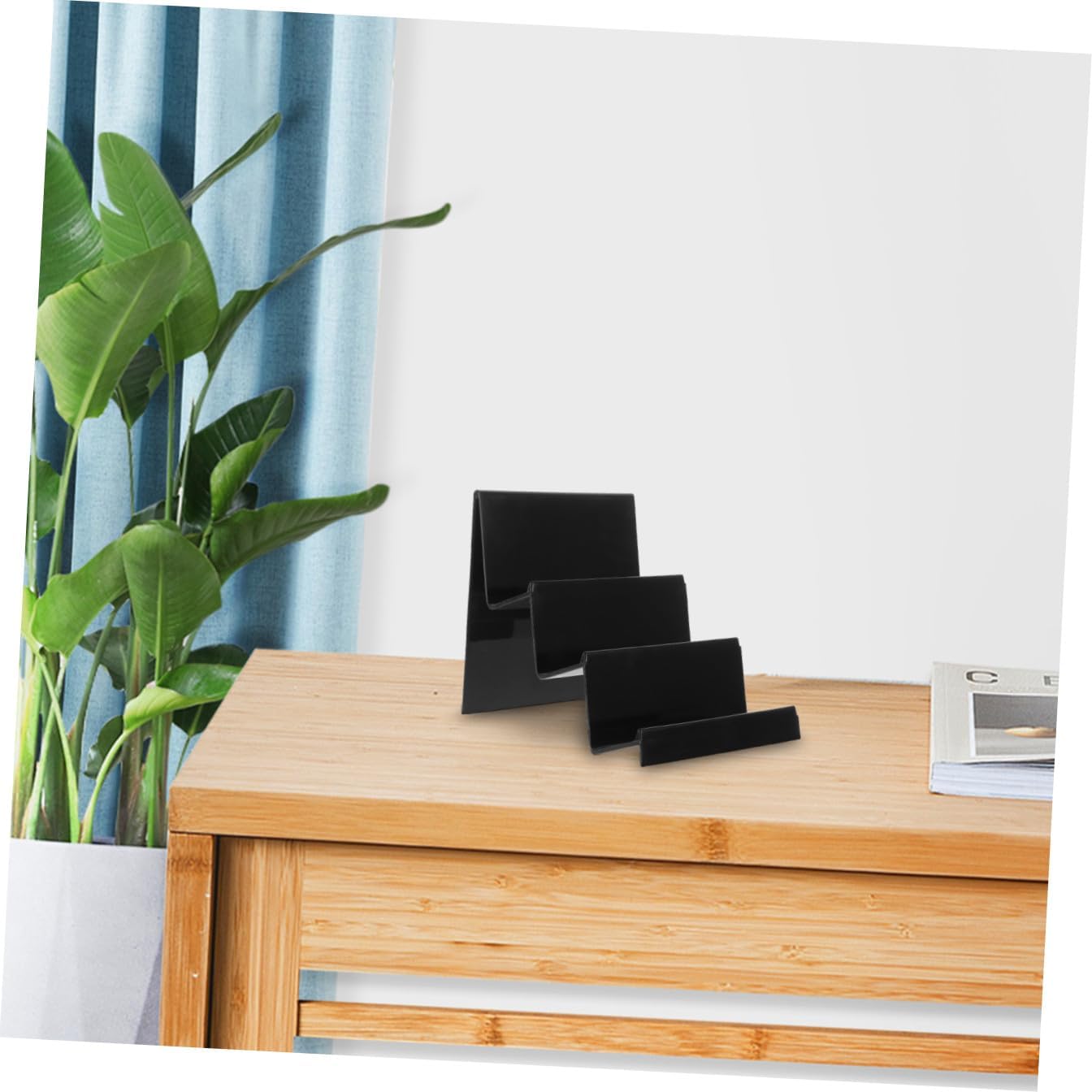 Retail Display Shelves Acrylic Shelf Riser Wallet Display Stand for Tabletop