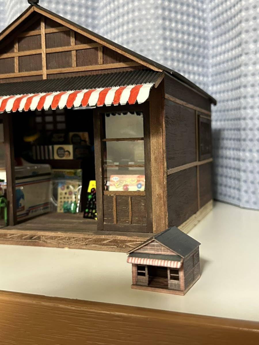 Amazon.co.jp: ミニチュア駄菓子屋フィギュアに1/64より小ドールハウス 