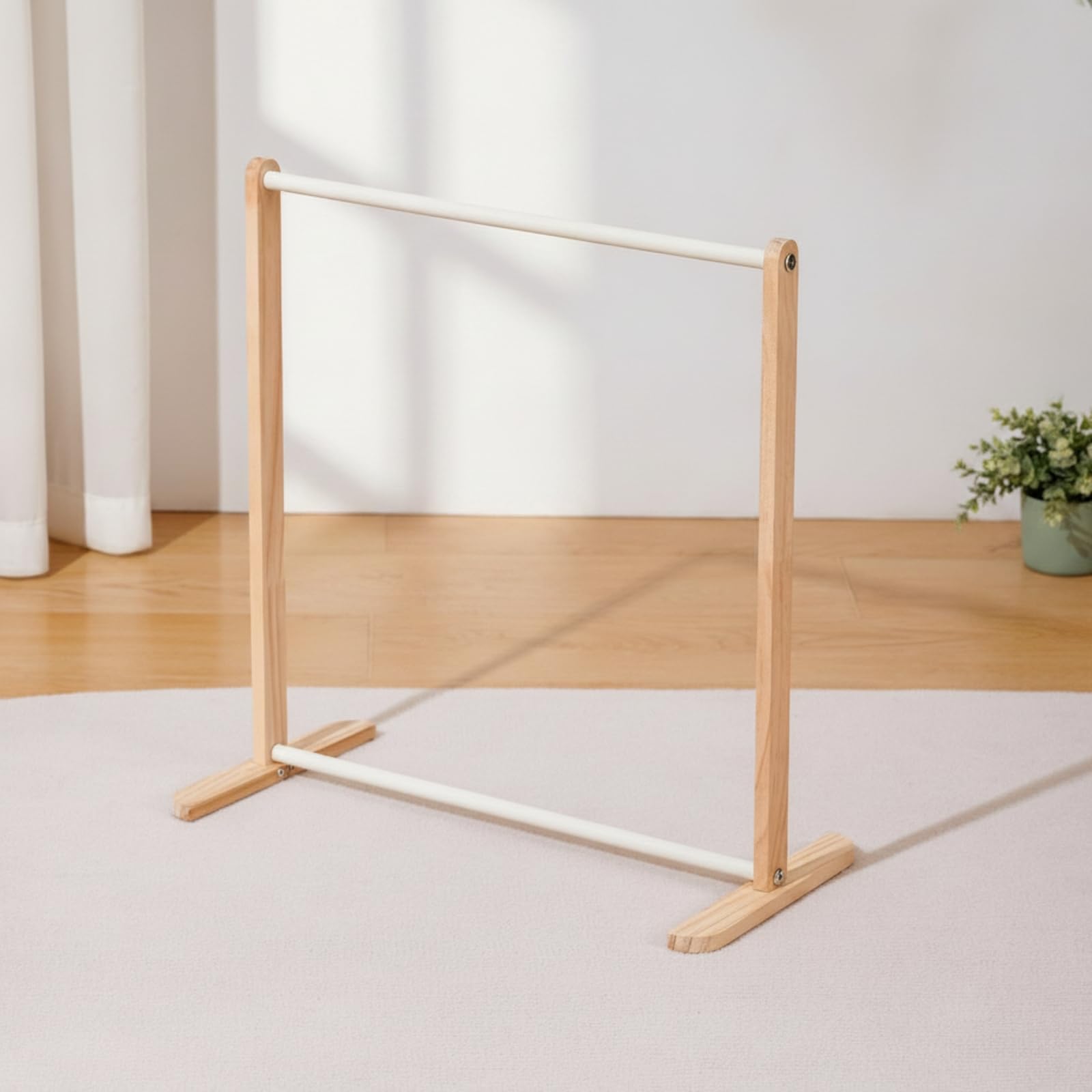 MagiDeal Appendiabiti Bambini Stand Cameretta Bambini Appendiabiti Portabiti per Bambini in Legno Robusto Poco Ingombro Adatto per Cameretta Negozio Esposizione Organizzazione Casa, 61 47cm