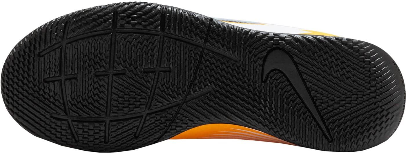 NIKE Unisex Legend 8 Club IcFutsalschuhe