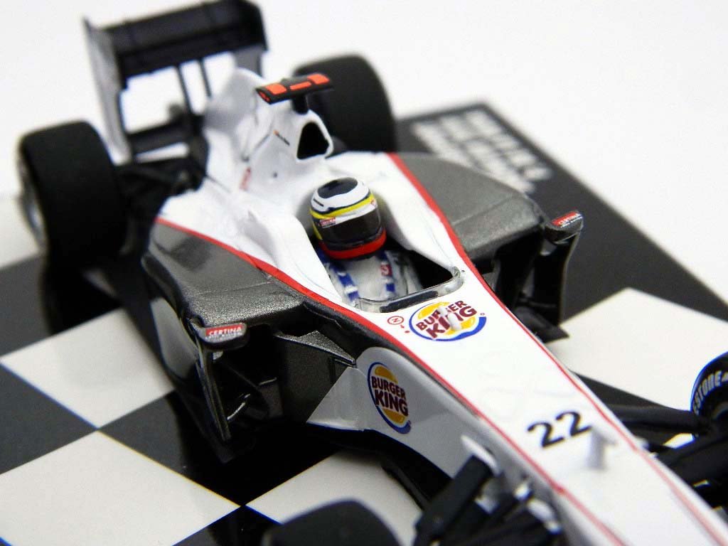 Amazon.co.jp: 【MINICHAMPS/ミニチャンプス】1/43 ザウバー F1 チーム