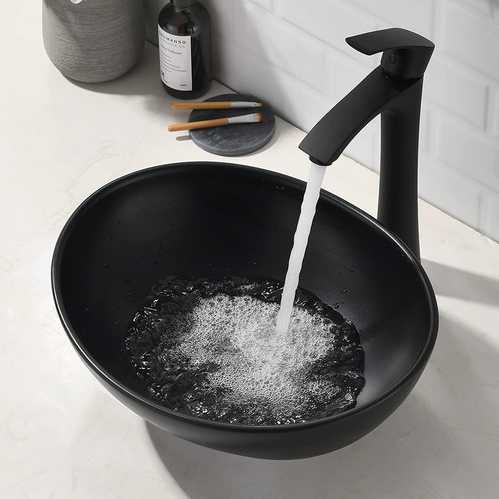 Fregadero de recipiente negro mate de 16 x 13 con grifo y drenaje combinado, fregadero de baño ovalado de porcelana sobre el mostrador 9