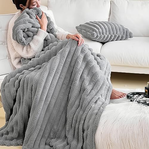 Kuscheldecke 150x200 cm - Warme Flausige Bettüberwurf Decke und Sofadecke Mama, Frauen und Freundin (Grau, 150x200cm)