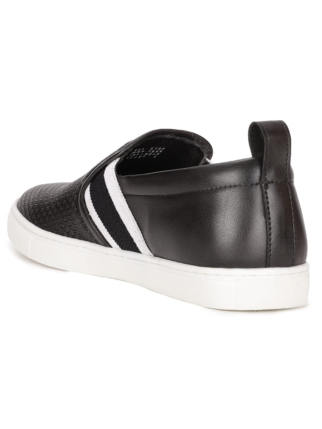 BataMen Pull On Sneaker Shoes